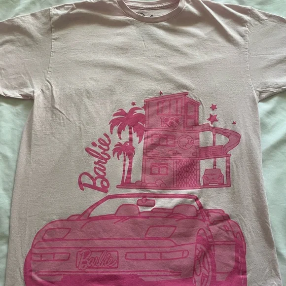 Barbie Light Pink Kids T-Shirt with Graphic Design - Picture 1 of 5